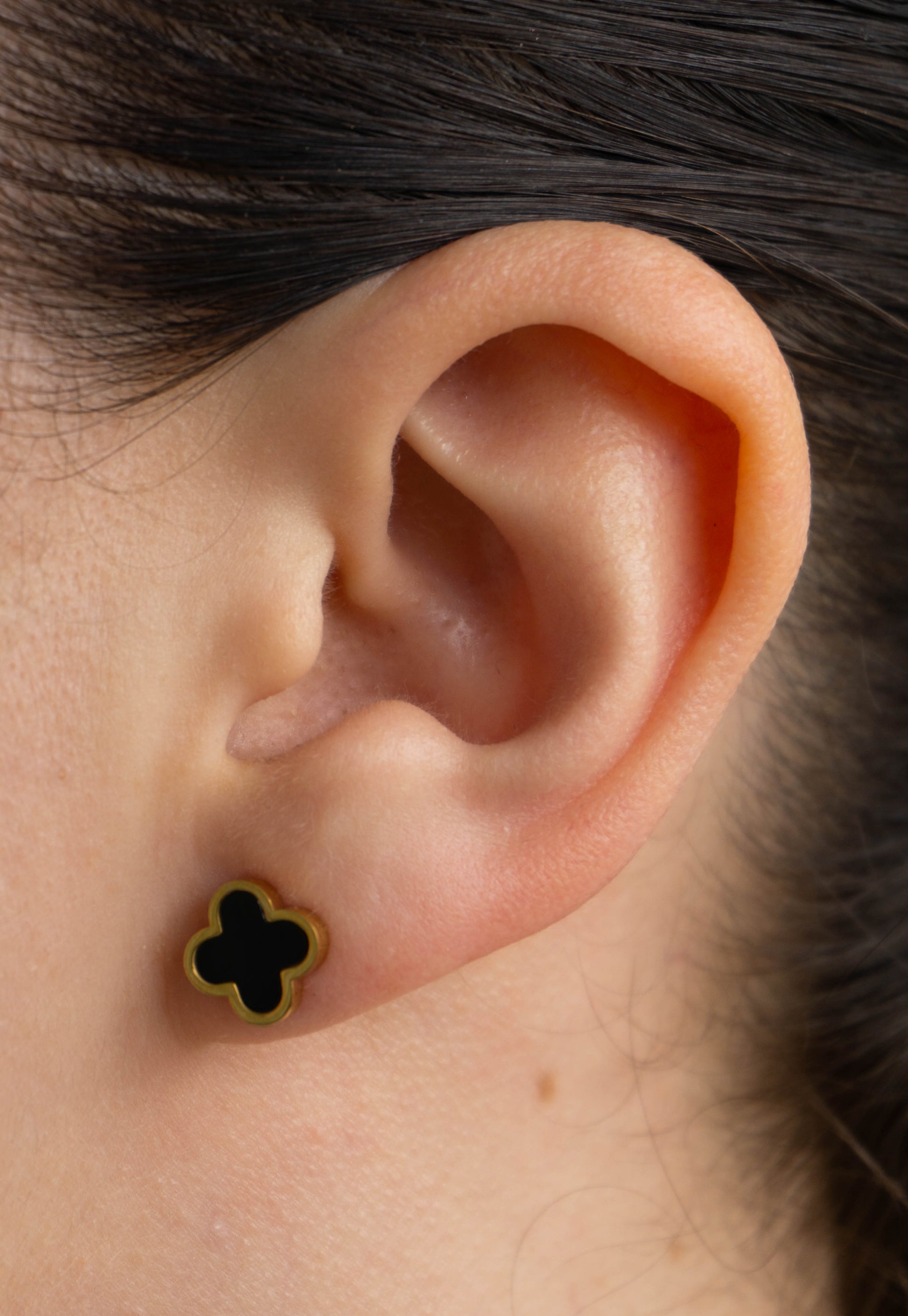 Aretes Topo Trébol Negro